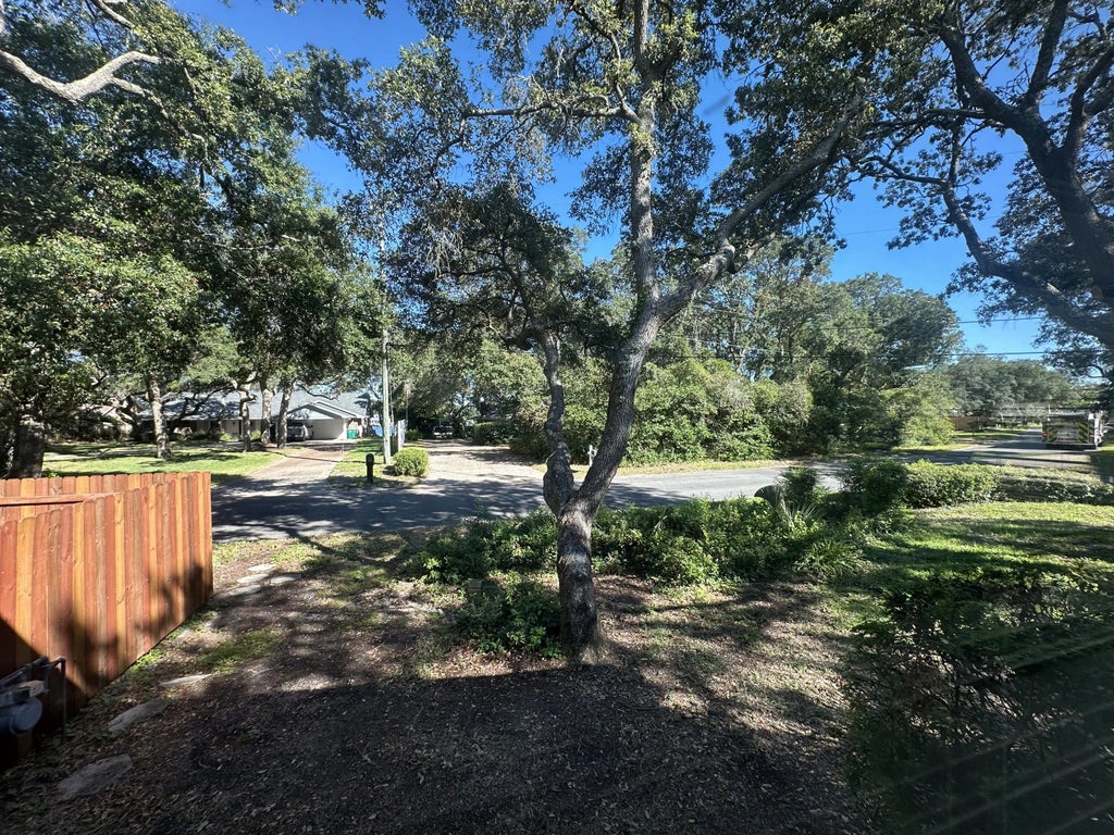 23 of 31 - 300 Plymouth Avenue, Fort Walton Beach, FL