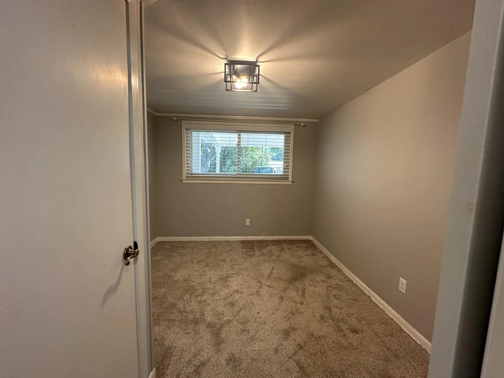 26 of 31 - 300 Plymouth Avenue, Fort Walton Beach, FL