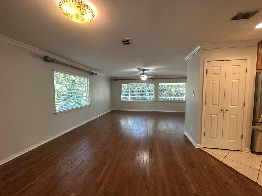 7 of 31 - 300 Plymouth Avenue, Fort Walton Beach, FL