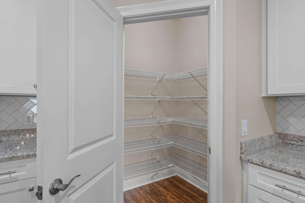 18 of 65 - 1736 Shellfish Drive, Navarre, FL