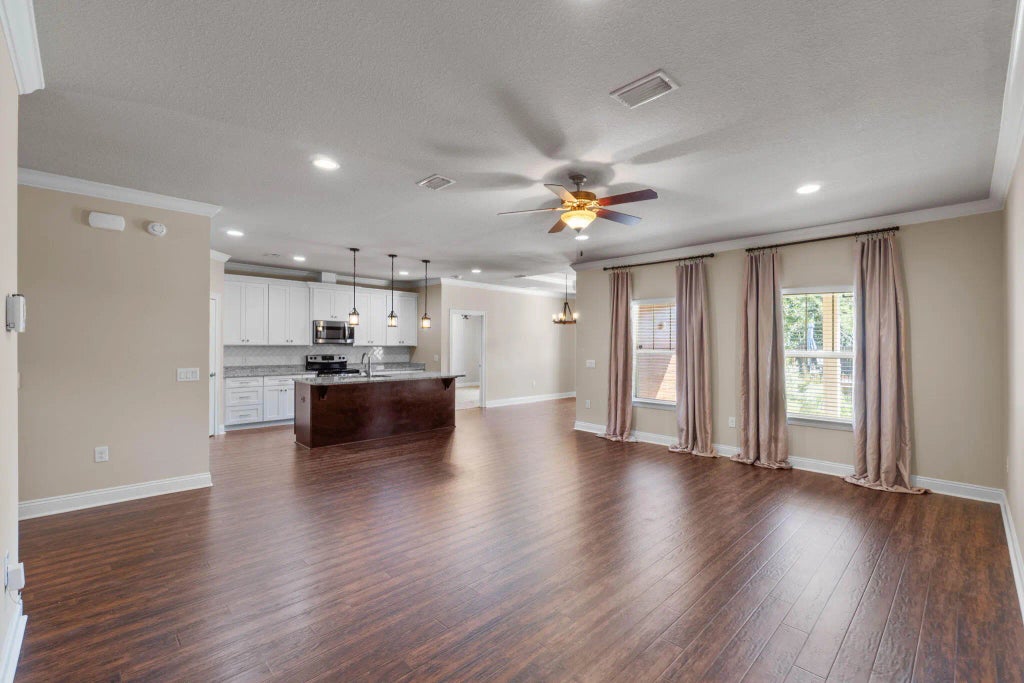 7 of 65 - 1736 Shellfish Drive, Navarre, FL