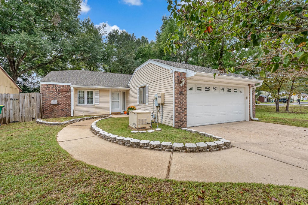 1 of 42 - 200 Long Leaf Court, Niceville, FL