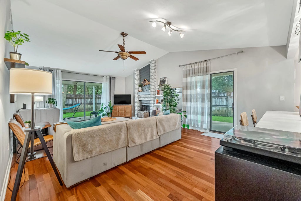 6 of 42 - 200 Long Leaf Court, Niceville, FL