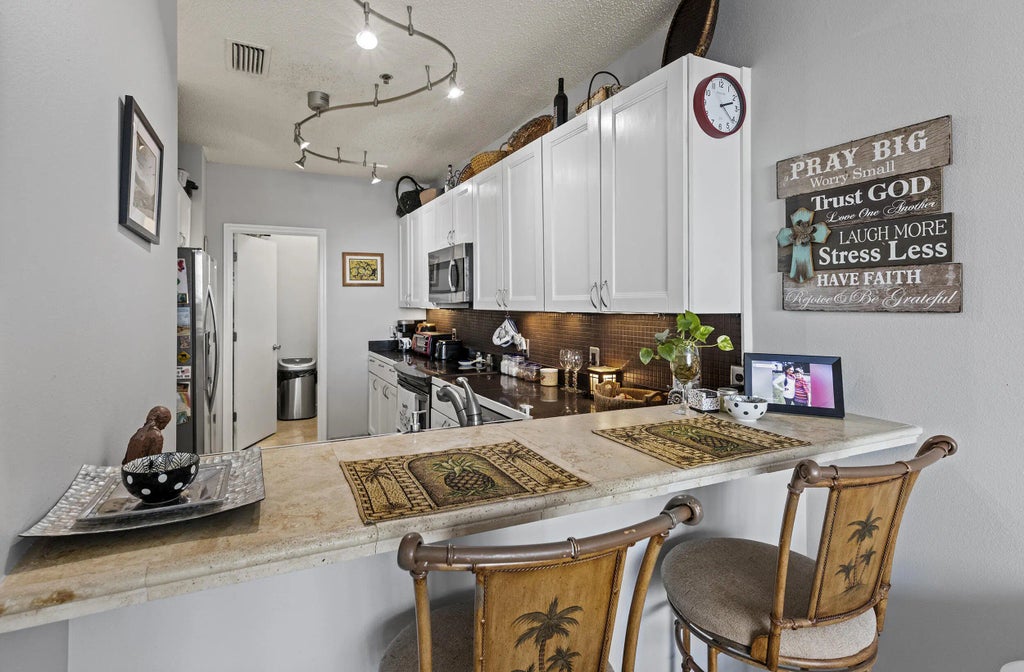 9 of 40 - 321 Bream Avenue 605, Fort Walton Beach, FL