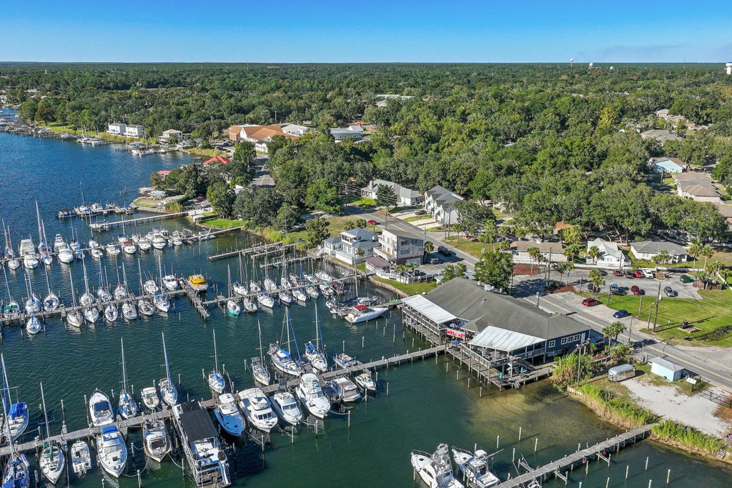 35 of 35 - 813 Bayshore Drive, Niceville, FL