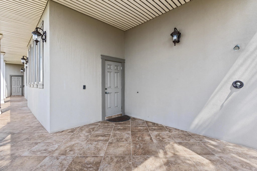 108 of 123 - 753 Boulevard Of The Champions, Shalimar, FL