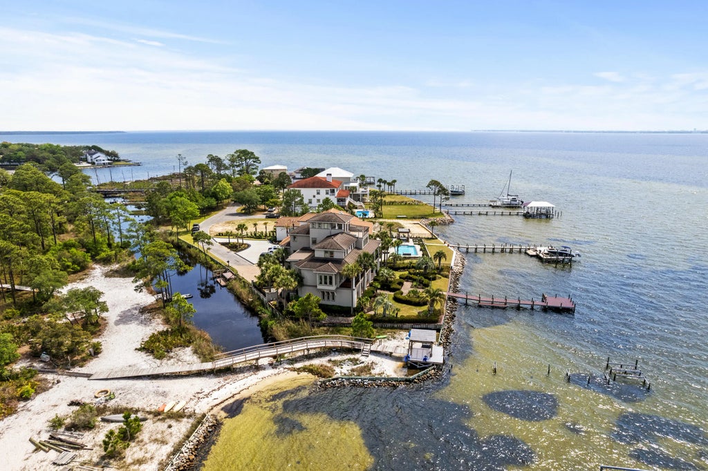 116 of 123 - 753 Boulevard Of The Champions, Shalimar, FL