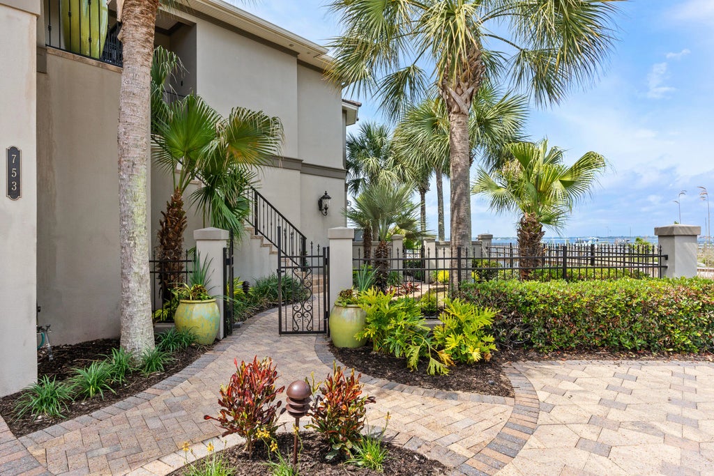 15 of 123 - 753 Boulevard Of The Champions, Shalimar, FL