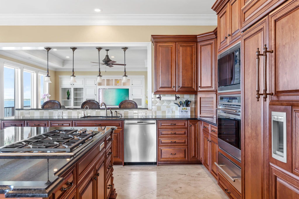 31 of 123 - 753 Boulevard Of The Champions, Shalimar, FL