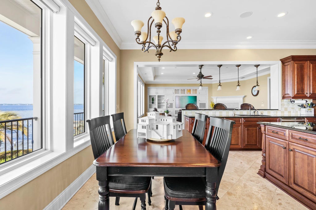 39 of 123 - 753 Boulevard Of The Champions, Shalimar, FL