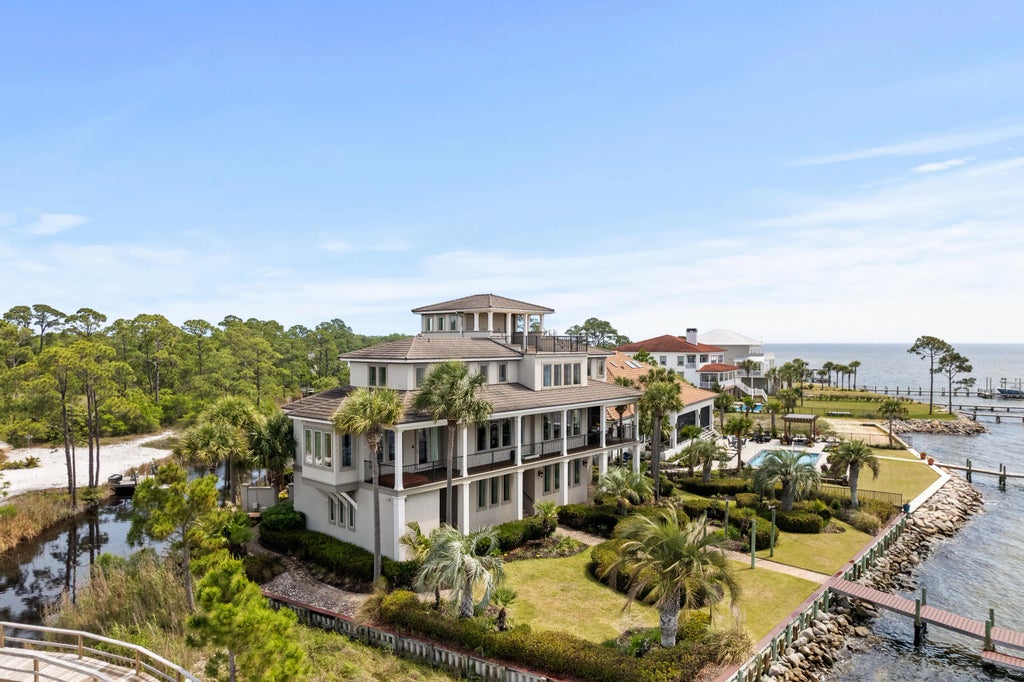 4 of 123 - 753 Boulevard Of The Champions, Shalimar, FL