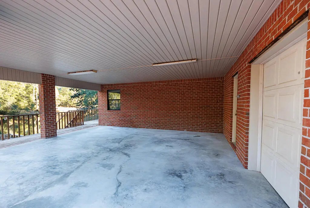 39 of 48 - 629 Carr Drive, Niceville, FL