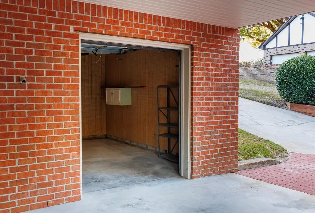 40 of 48 - 629 Carr Drive, Niceville, FL