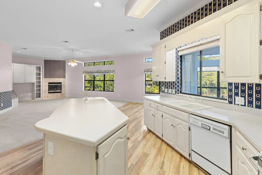 7 of 48 - 629 Carr Drive, Niceville, FL
