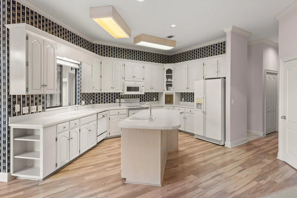 9 of 48 - 629 Carr Drive, Niceville, FL