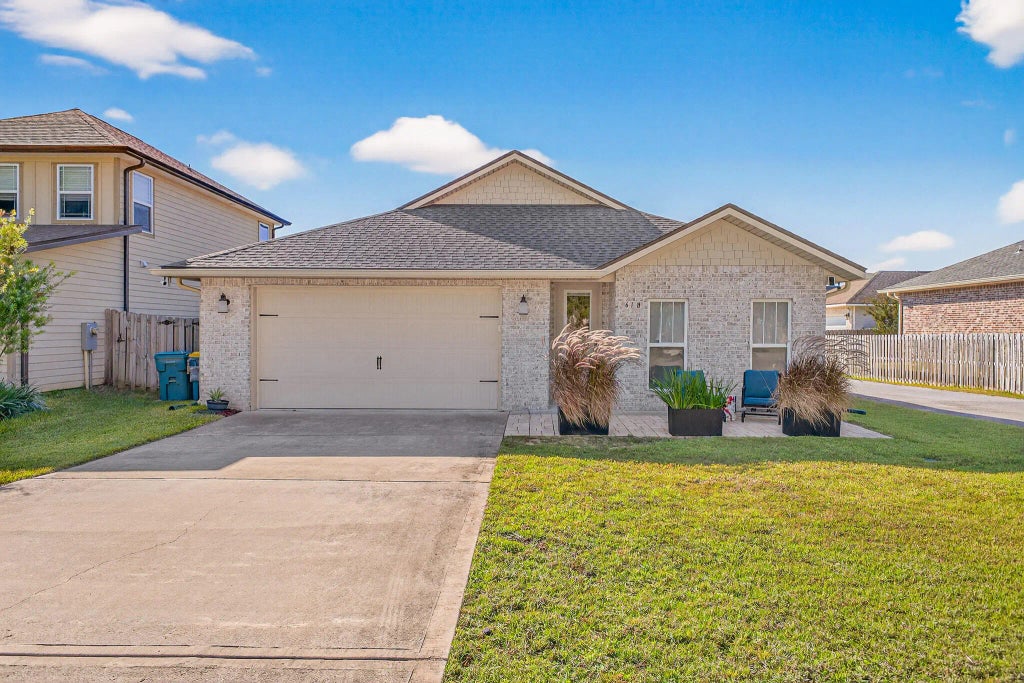 1 of 59 - 61b 6th Street, Shalimar, FL