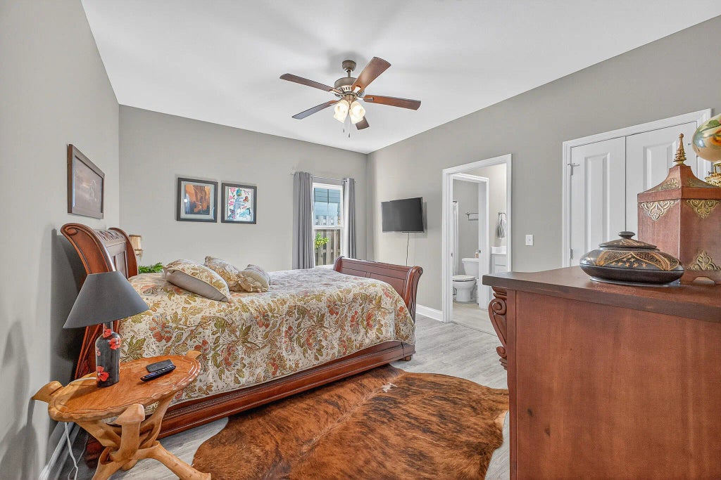 18 of 59 - 61b 6th Street, Shalimar, FL