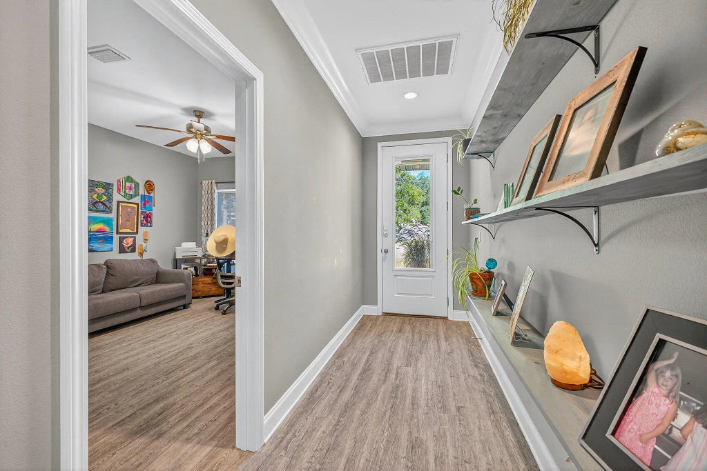 4 of 59 - 61b 6th Street, Shalimar, FL
