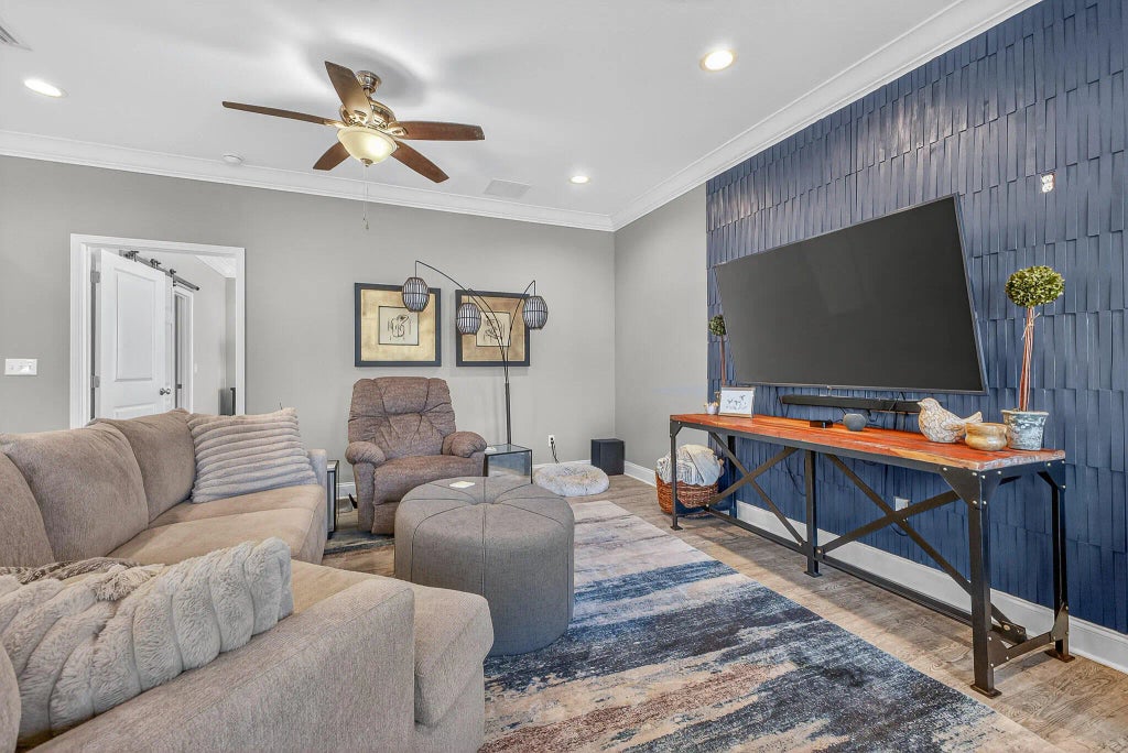 46 of 59 - 61b 6th Street, Shalimar, FL