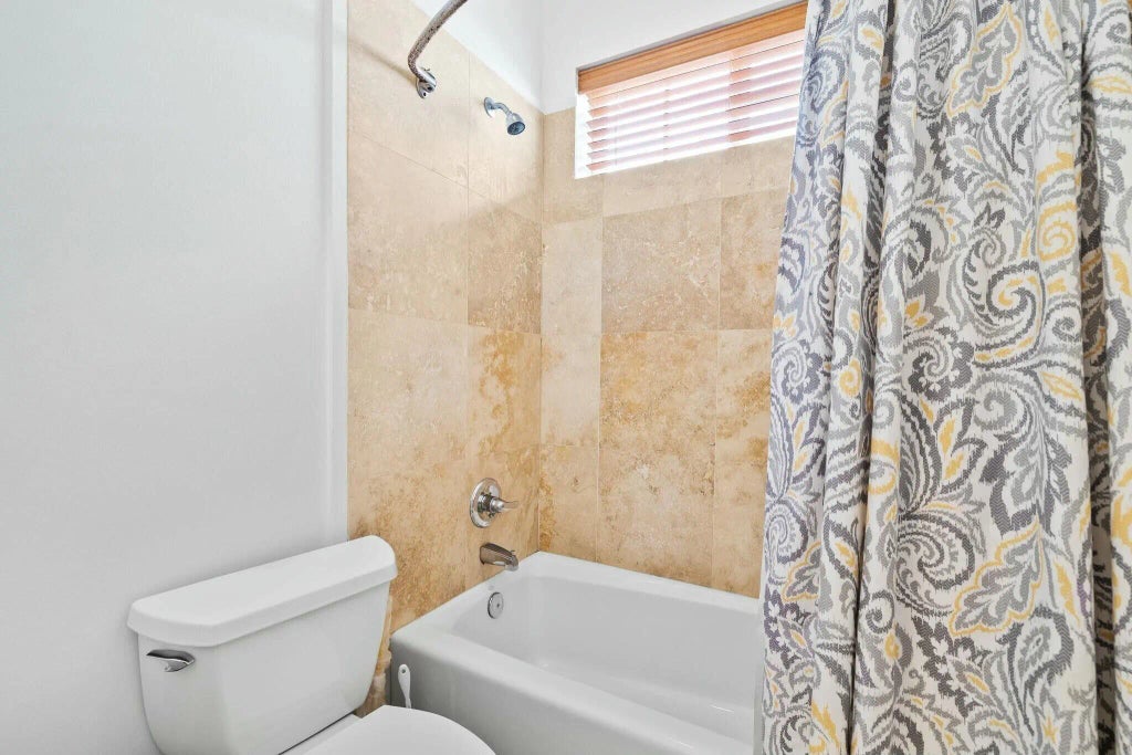 19 of 26 - 137 N Saint Francis Drive, Miramar Beach, FL