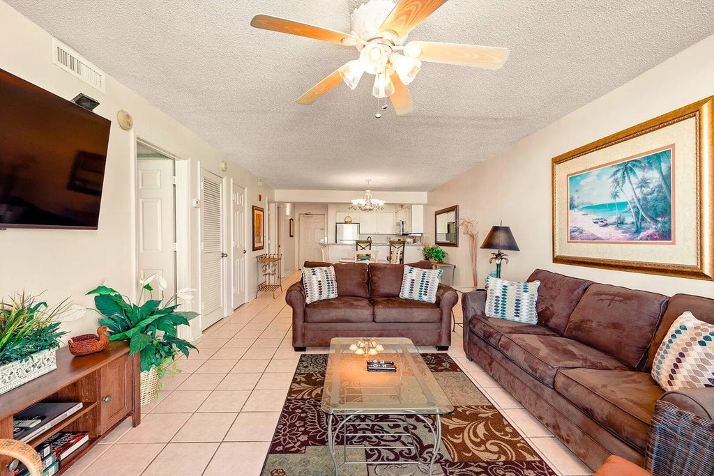 4 of 14 - 1002 Highway 98 517, Destin, FL