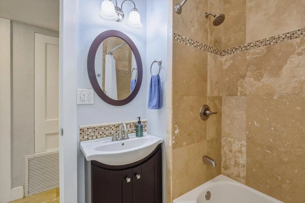 27 of 70 - 362 Ne Kepner Drive, Fort Walton Beach, FL