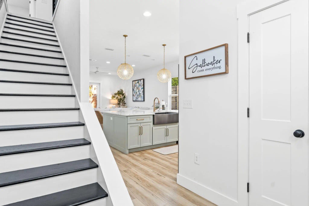 3 of 69 - 7028 Thomas Drive, Panama City Beach, FL