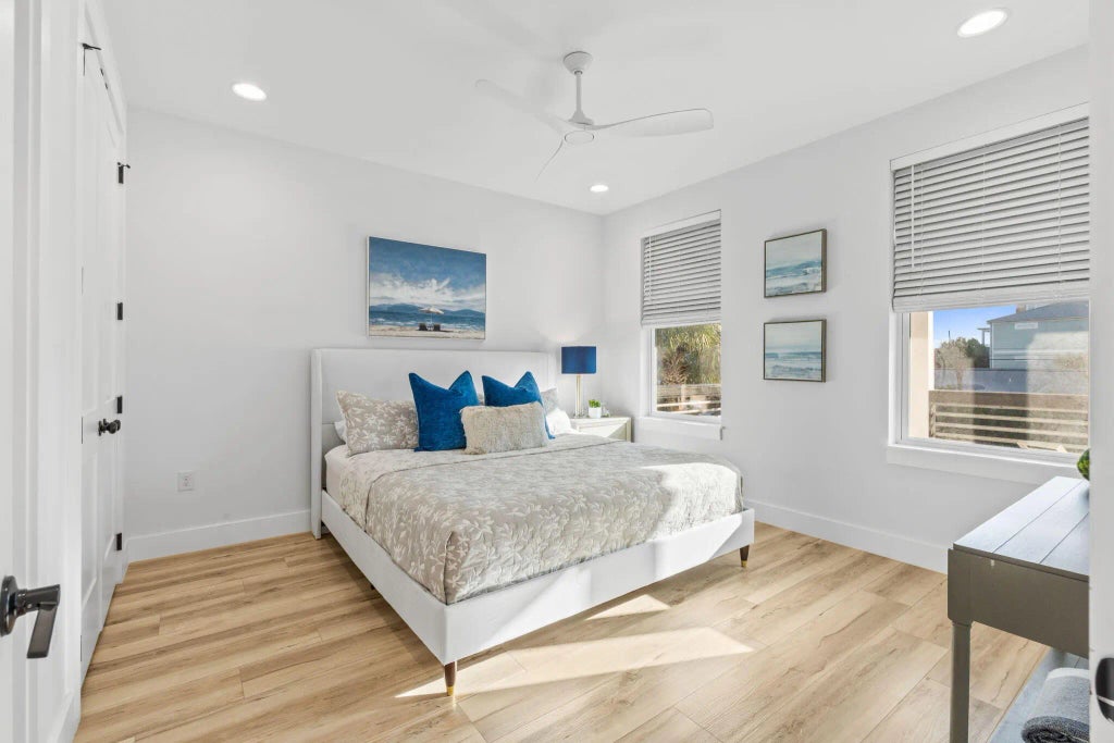 34 of 69 - 7028 Thomas Drive, Panama City Beach, FL