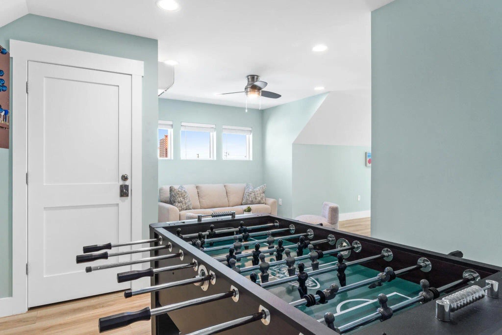 47 of 69 - 7028 Thomas Drive, Panama City Beach, FL