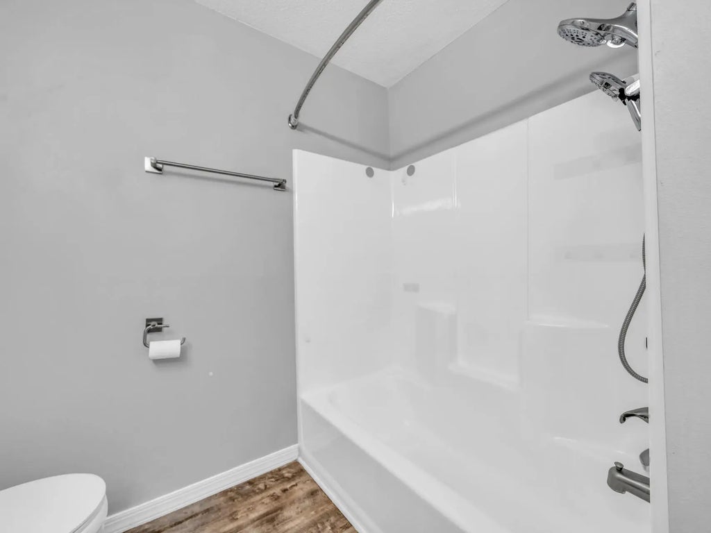 26 of 48 - 119-123 Hampton Drive, Crestview, FL