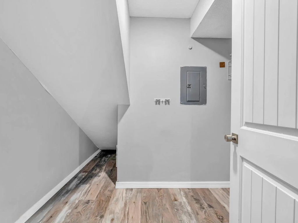 28 of 48 - 119-123 Hampton Drive, Crestview, FL