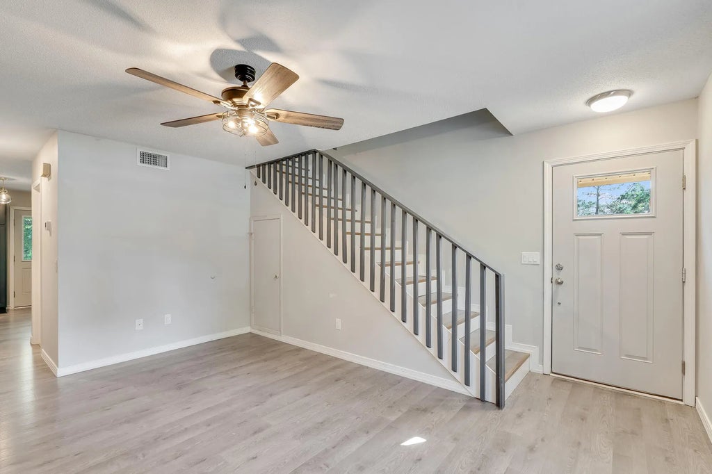 34 of 48 - 119-123 Hampton Drive, Crestview, FL