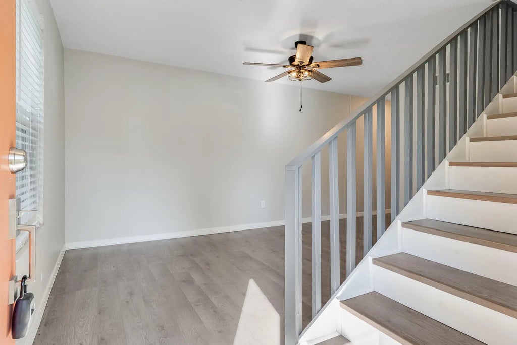 36 of 48 - 119-123 Hampton Drive, Crestview, FL