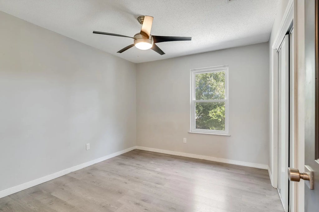 40 of 48 - 119-123 Hampton Drive, Crestview, FL