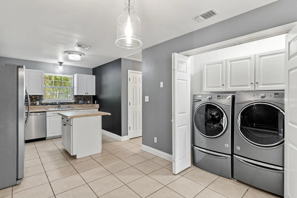 11 of 37 - 218 Sparkleberry Lane, Freeport, FL