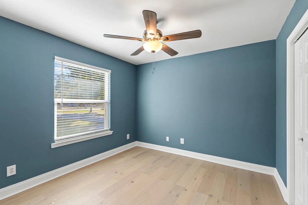 13 of 37 - 218 Sparkleberry Lane, Freeport, FL