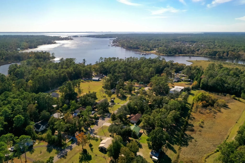 28 of 37 - 218 Sparkleberry Lane, Freeport, FL