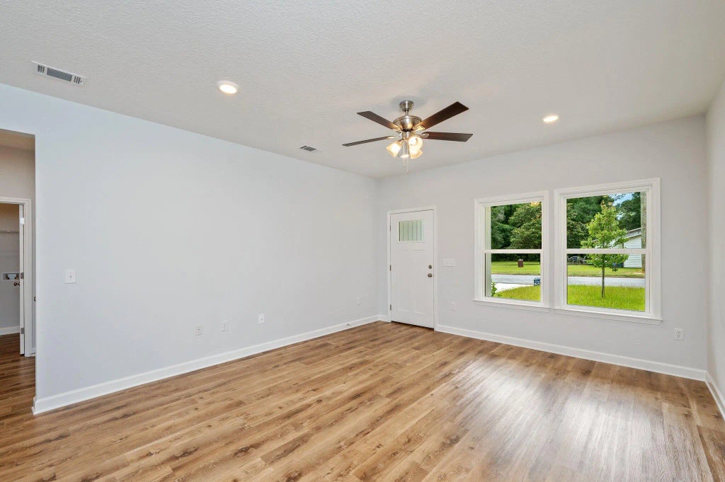 4 of 30 - 585 Brock Avenue, Crestview, FL