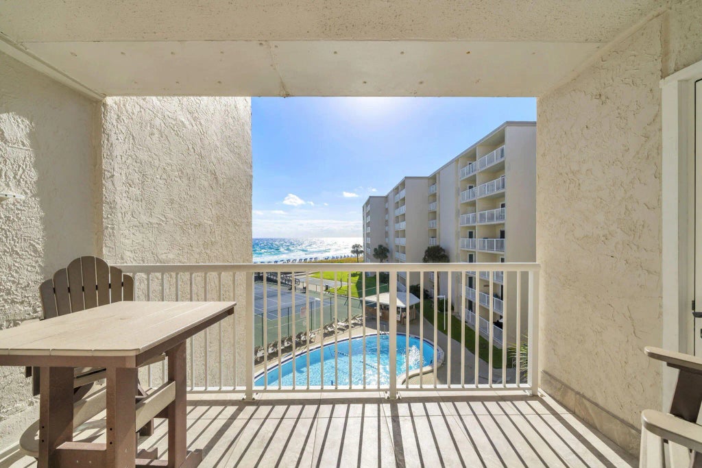 22 of 45 - 510 Gulf Shore Drive Unit 415, Destin, FL