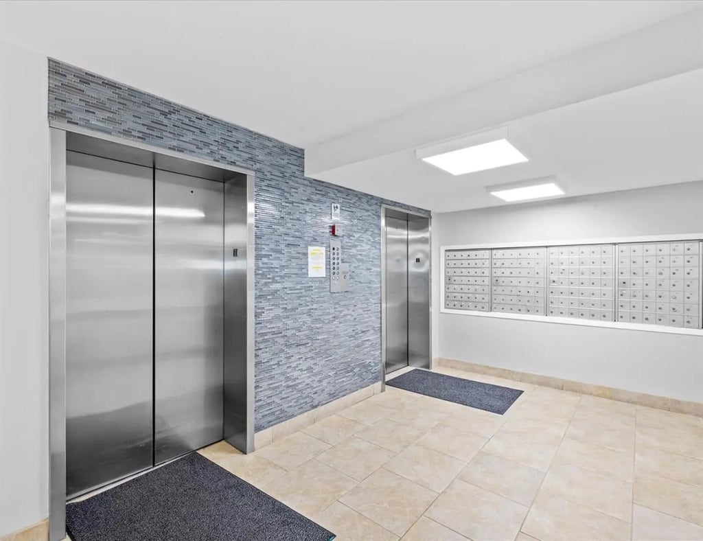 35 of 45 - 510 Gulf Shore Drive Unit 415, Destin, FL