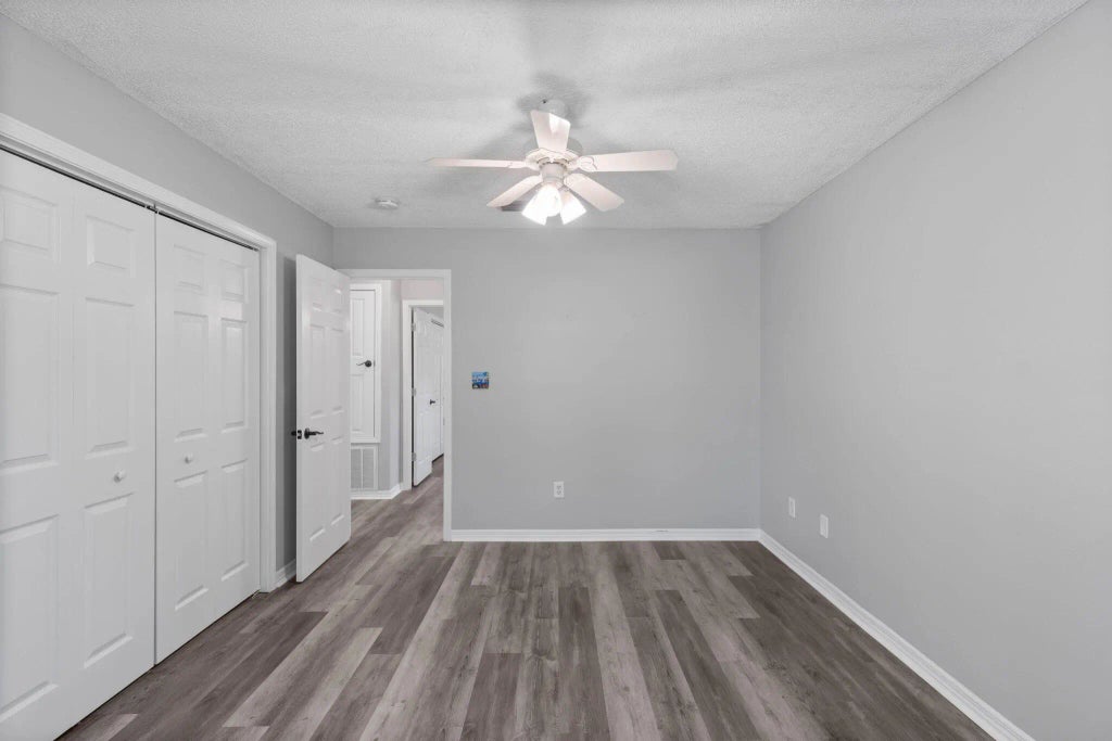 20 of 41 - 7401 Sandstone Street, Navarre, FL