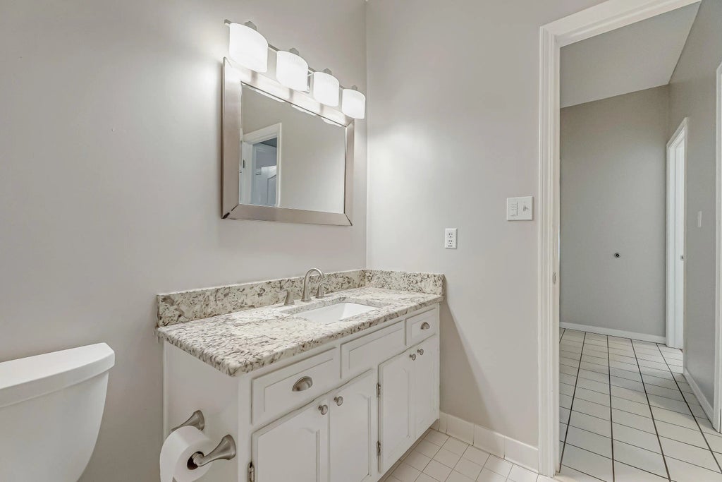 43 of 61 - 901 Shalimar Cove, Shalimar, FL