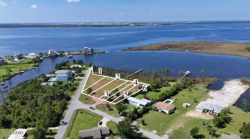 1 of 8 - 1444 W Park Drive, Panama City, FL
