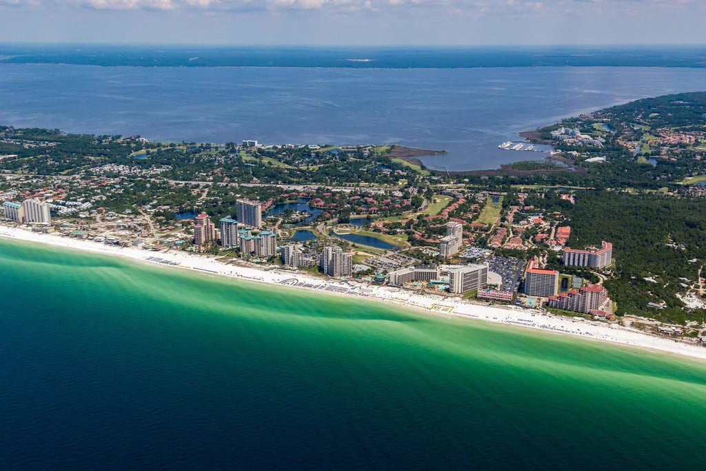 28 of 45 - 515 Tops L Beach Boulevard # 313, Miramar Beach, FL