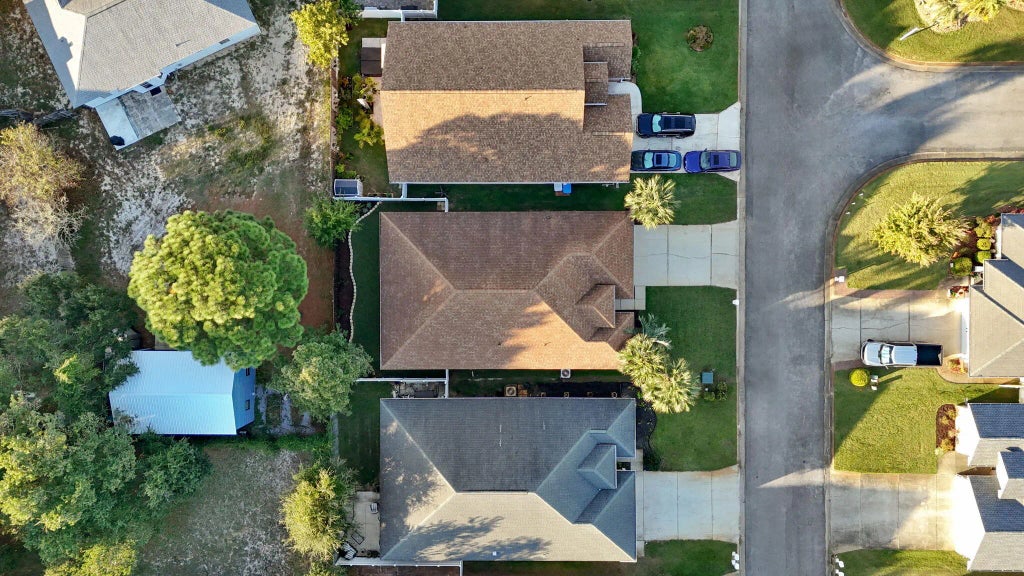 32 of 41 - 2071 Fountainview Drive, Navarre, FL