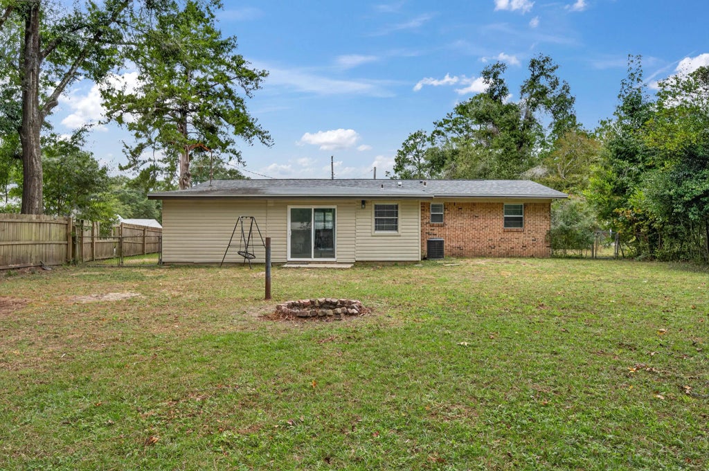 41 of 46 - 313 Brackin Street A, Crestview, FL