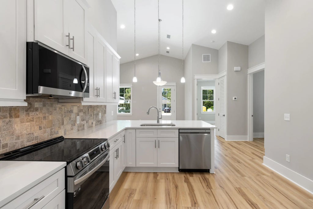 21 of 36 - 79 S 4th Street, Santa Rosa Beach, FL