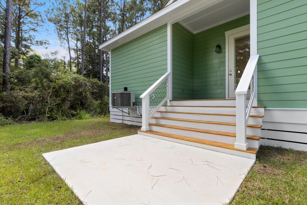 9 of 36 - 79 S 4th Street, Santa Rosa Beach, FL