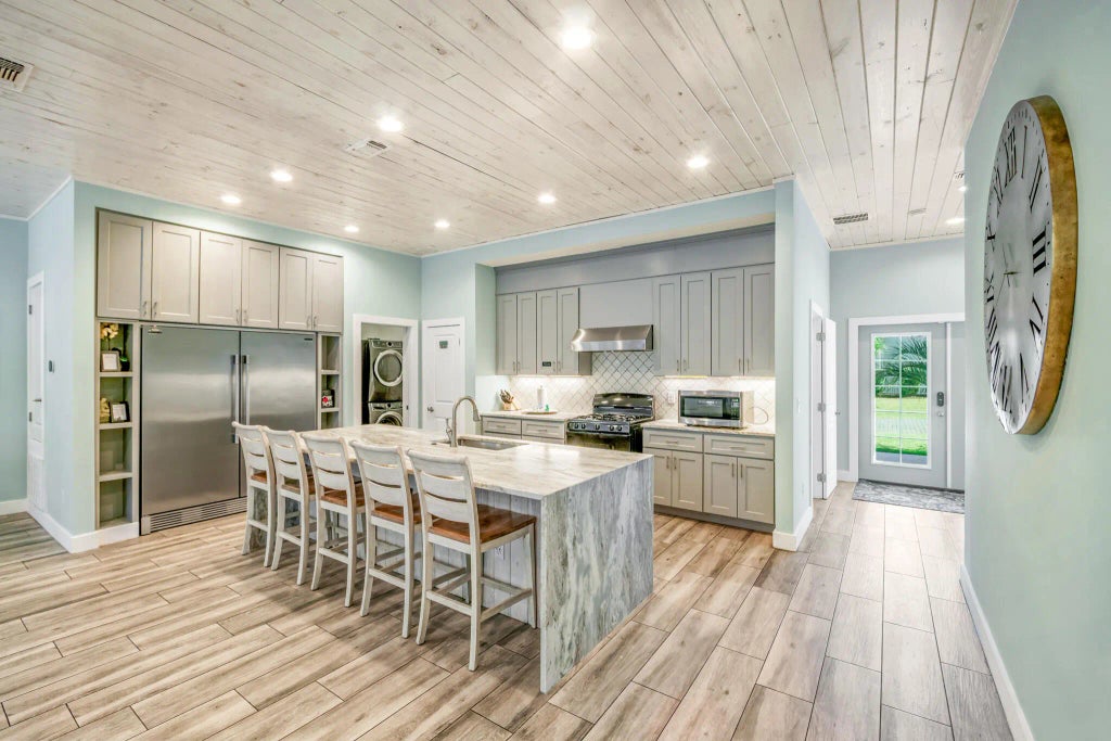 18 of 83 - 117 Charlotte Ave Avenue, Miramar Beach, FL