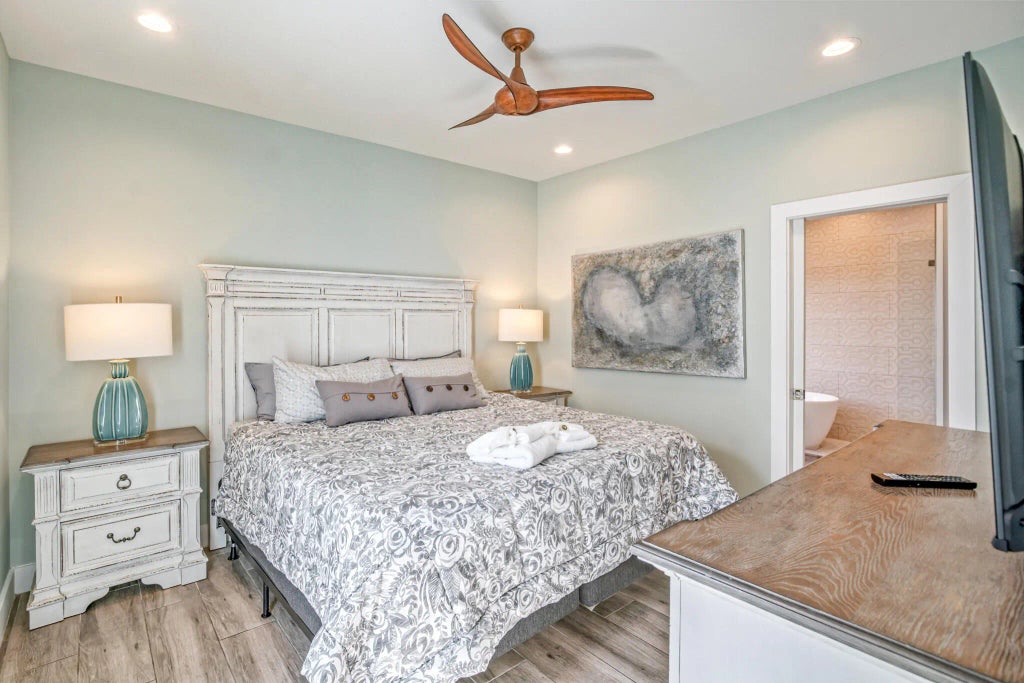 41 of 83 - 117 Charlotte Ave Avenue, Miramar Beach, FL